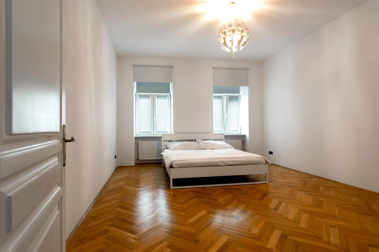 3-Bedroom Apartment In Central Wien Ngoại thất bức ảnh
